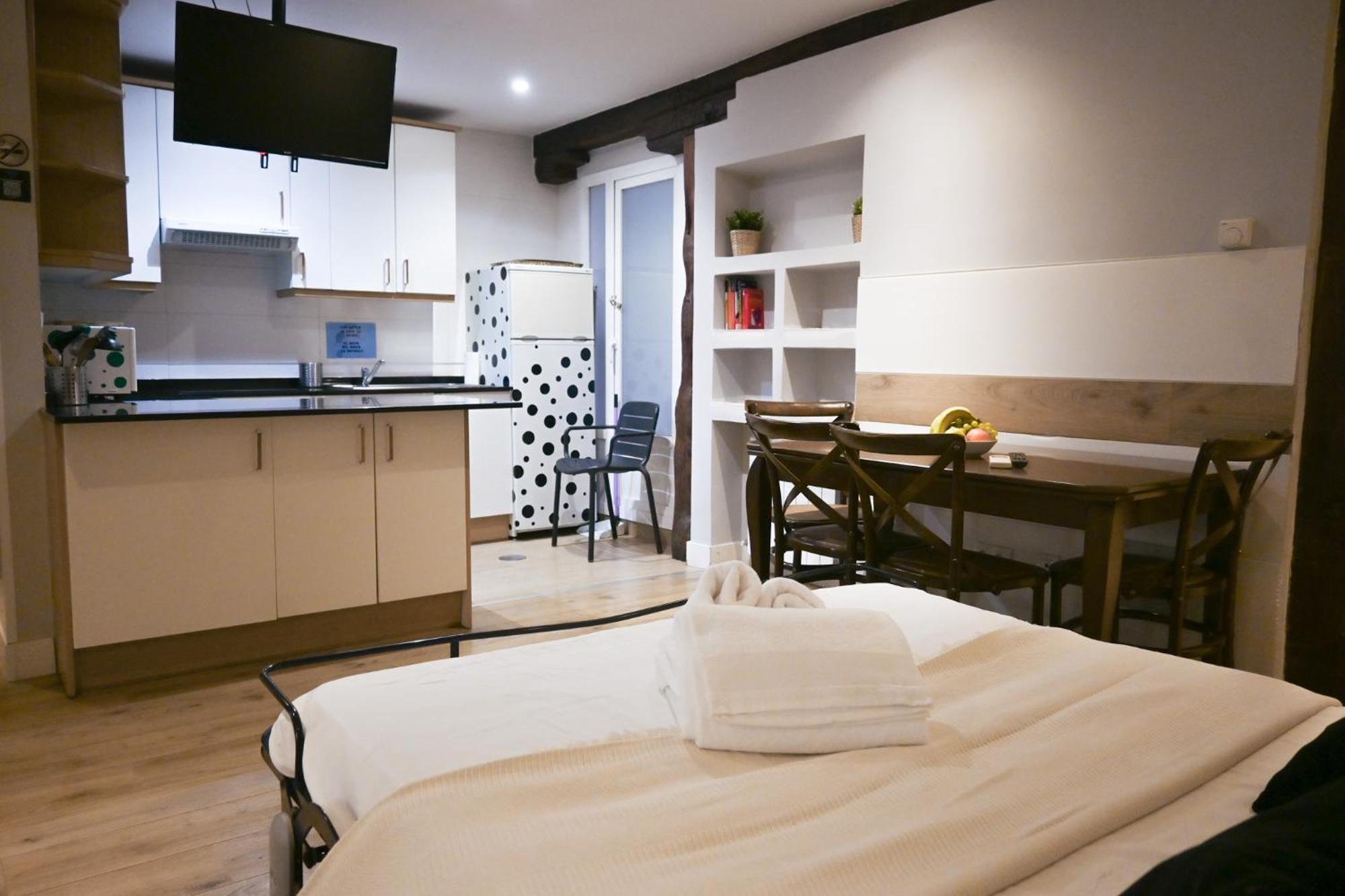 For You Rentals Apartment Temporal Madrid Cava Baja-La Latina Cab36 Eksteriør billede